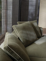 Load image into Gallery viewer, Filetto — Contrast-Piped Luxury Sofa
